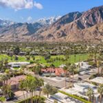 10 Amazing Things to Do in Palm Springs?