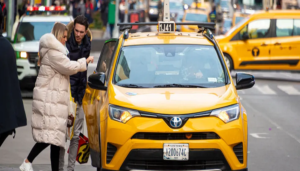 Choosing the best taxi service